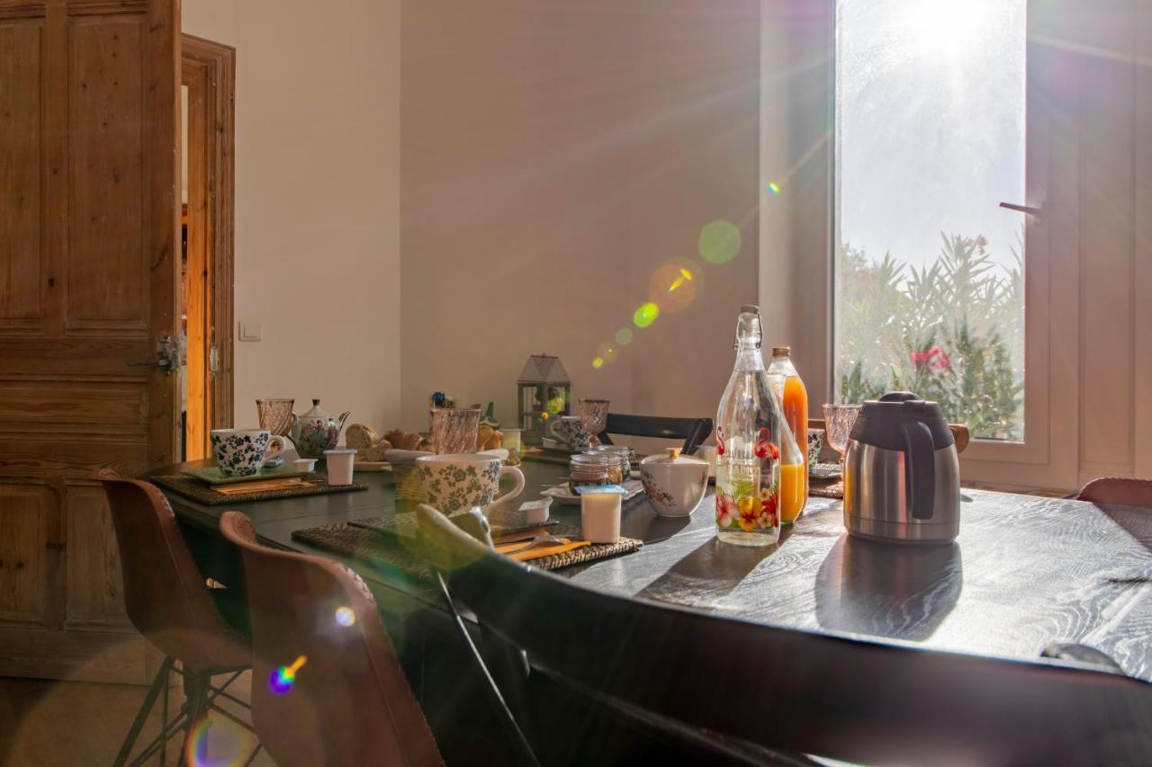 Maebrilu Camargue Provence Bed & Breakfast Salin de Giraud Bagian luar foto