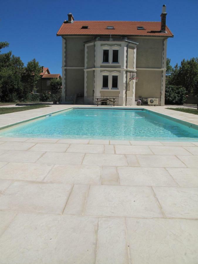 Maebrilu Camargue Provence Bed & Breakfast Salin de Giraud Bagian luar foto