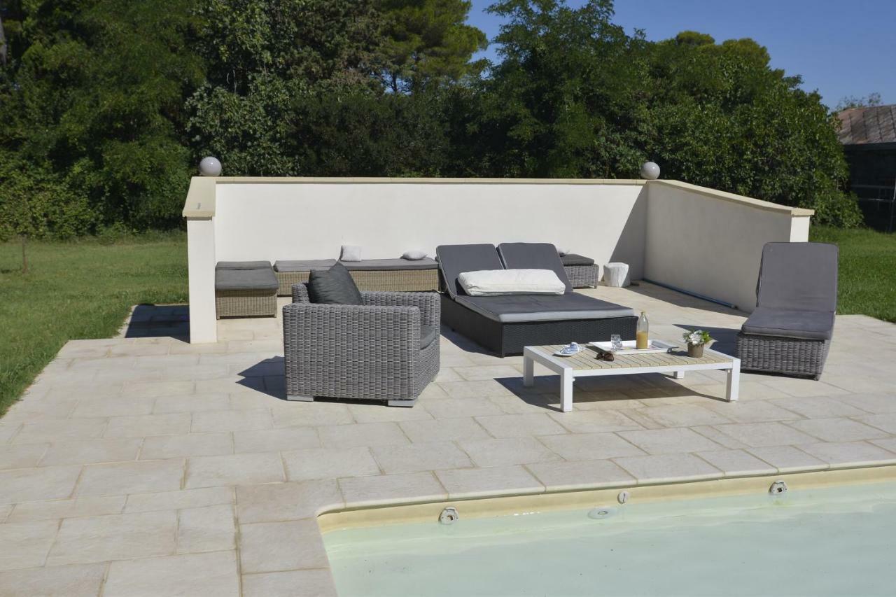 Maebrilu Camargue Provence Bed & Breakfast Salin de Giraud Bagian luar foto