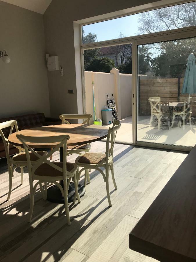 Maebrilu Camargue Provence Bed & Breakfast Salin de Giraud Bagian luar foto
